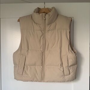 Zara Ivory Beige White Cropped Puffer Vest Medium